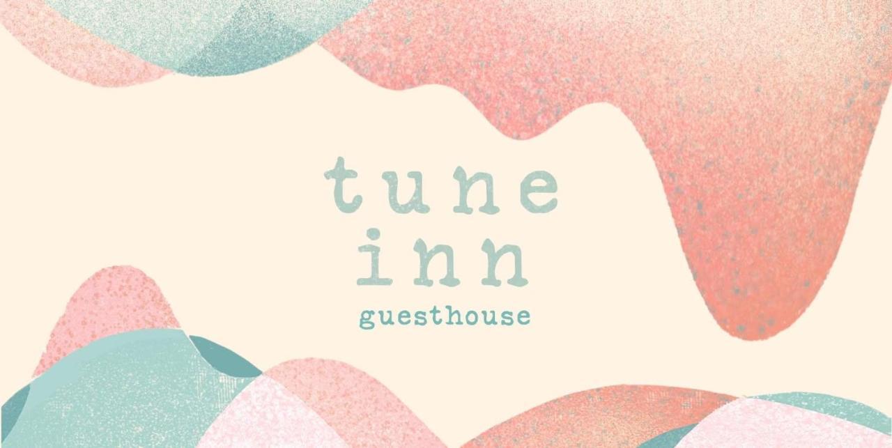 Tune Inn Guesthouse Ypsos Extérieur photo